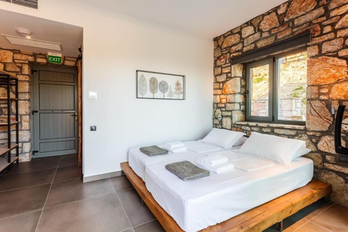Gerakada Exclusive-Seaview Villa With Private Pool Koróni Eksteriør bilde
